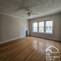 4047 N Mozart St #1E - Photo 1 of 1