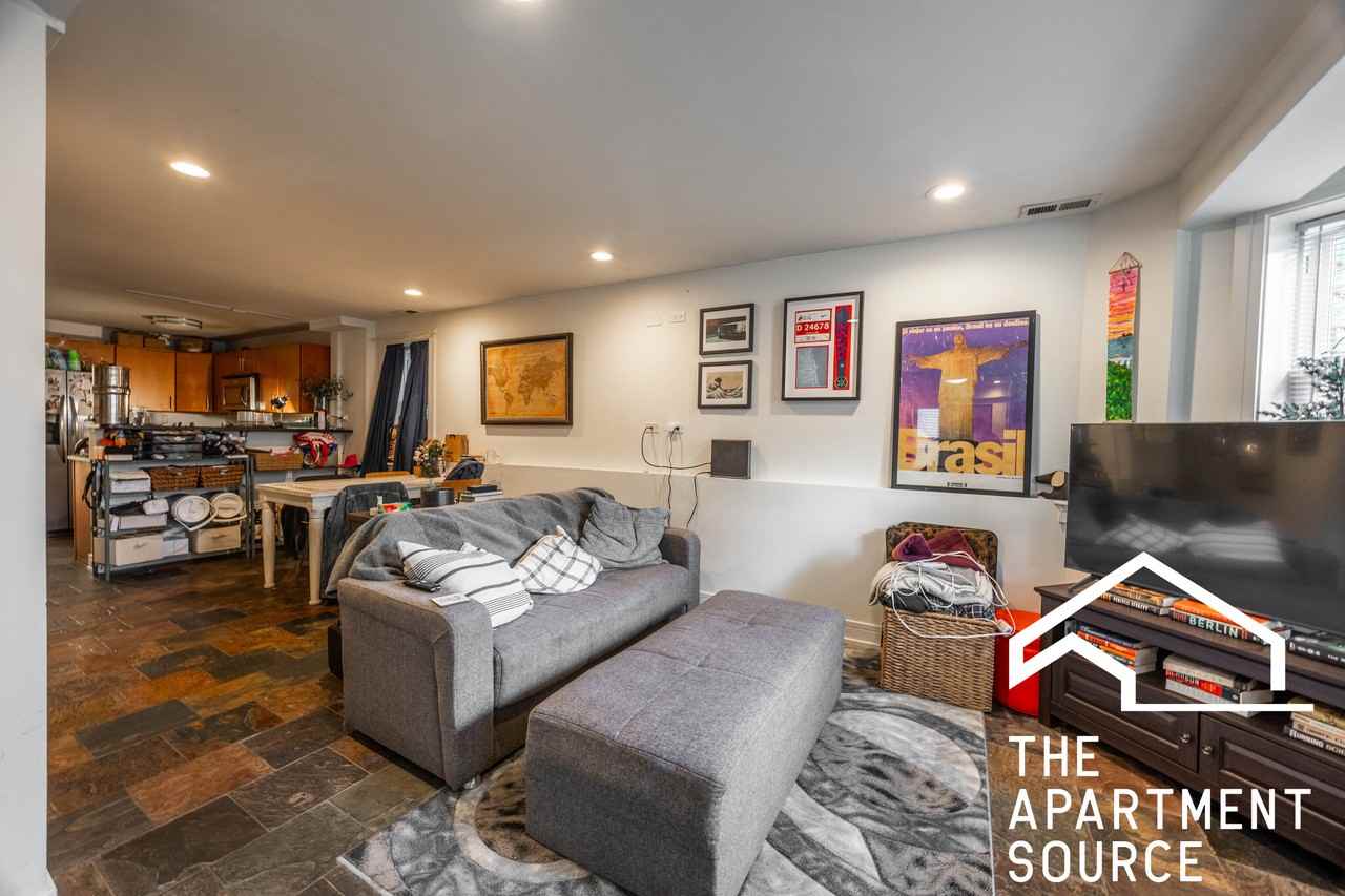 3023 N Oakley Ave #GDN - Photo 3 of 15