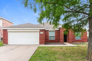 featured image of 1203 Hampton Dr