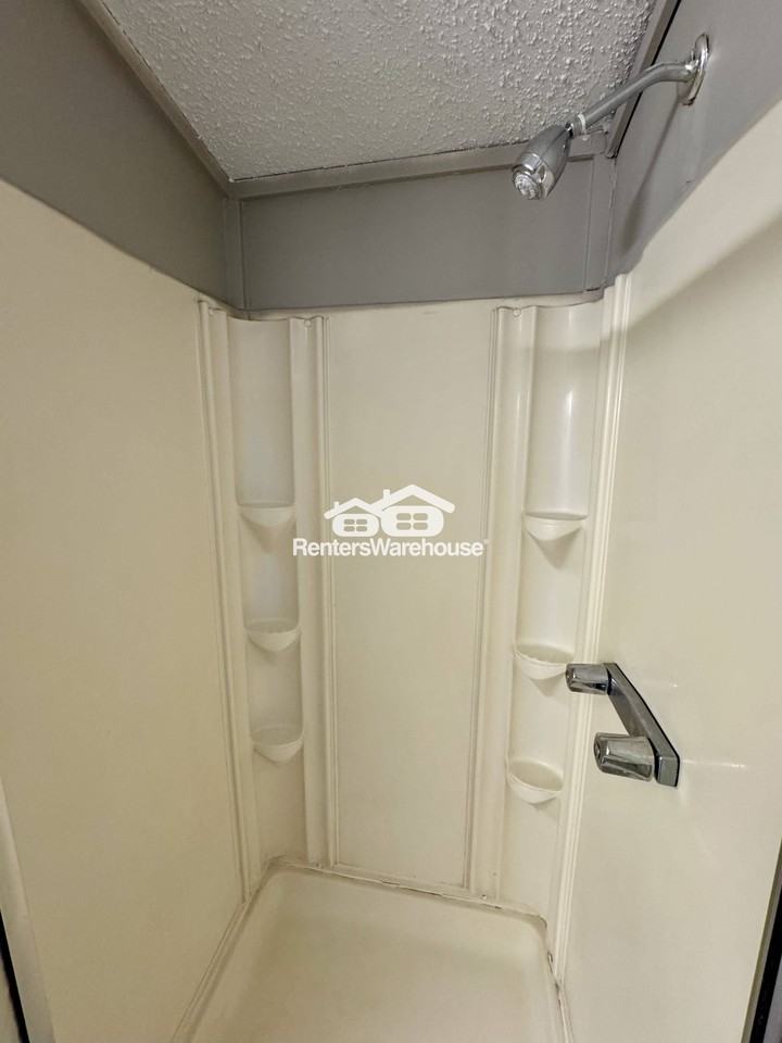 1771 Eaton St - Photo 3 of 26