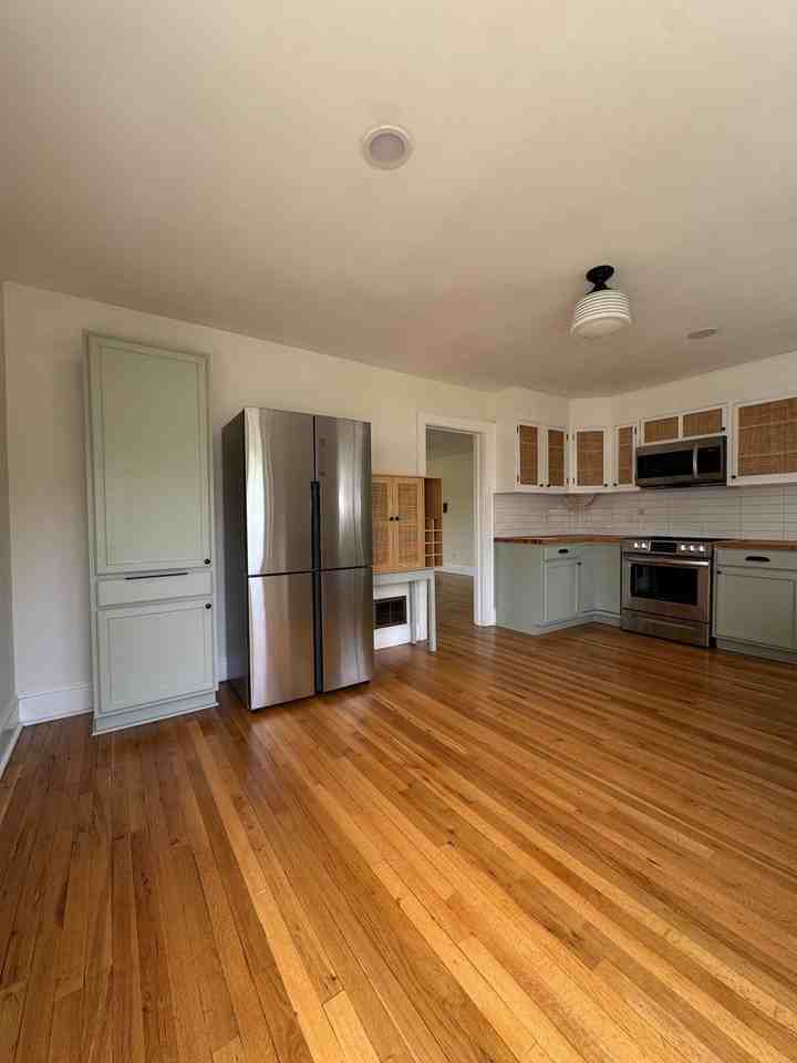 5120 Starkey Rd - Photo 7 of 24