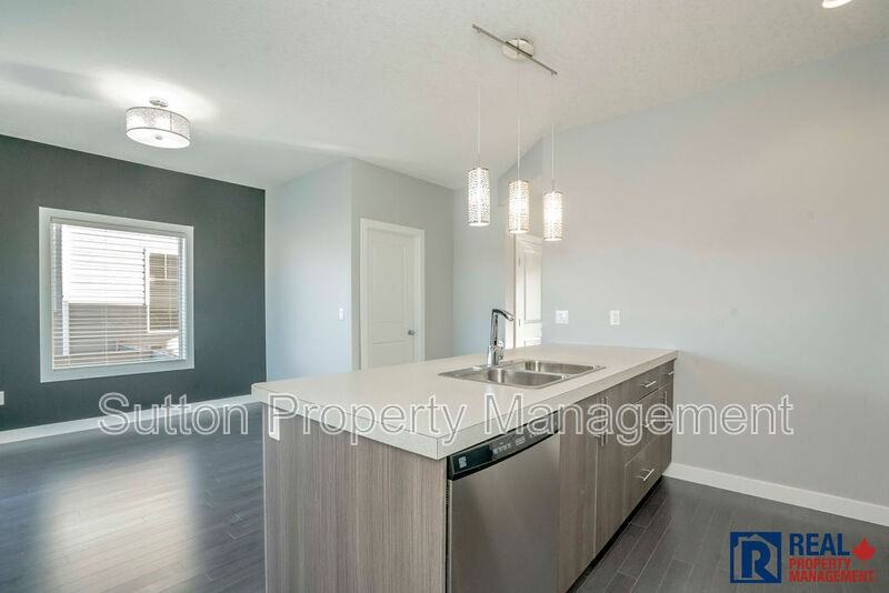 8734 72 Avenuekey - Photo 3 of 25