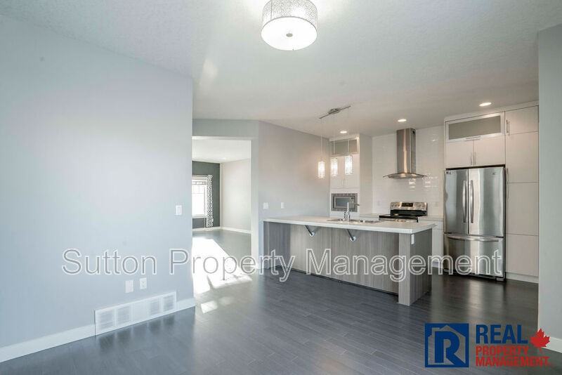 8734 72 Avenuekey - Photo 4 of 25