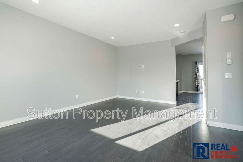 8734 72 Avenuekey - Photo 7 of 25