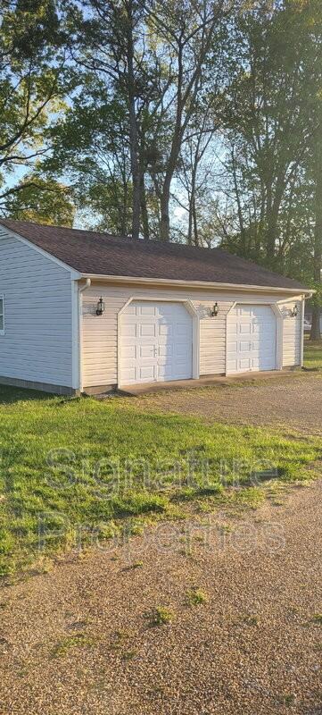 4411 Darbytown Rd - Photo 3 of 13