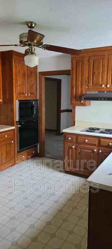 4411 Darbytown Rd - Photo 5 of 13