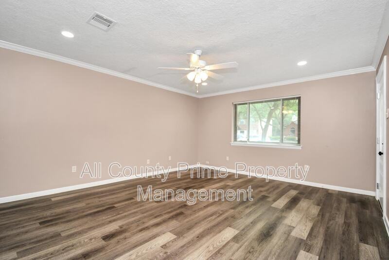 1906 Airline Dr - Photo 5 of 25
