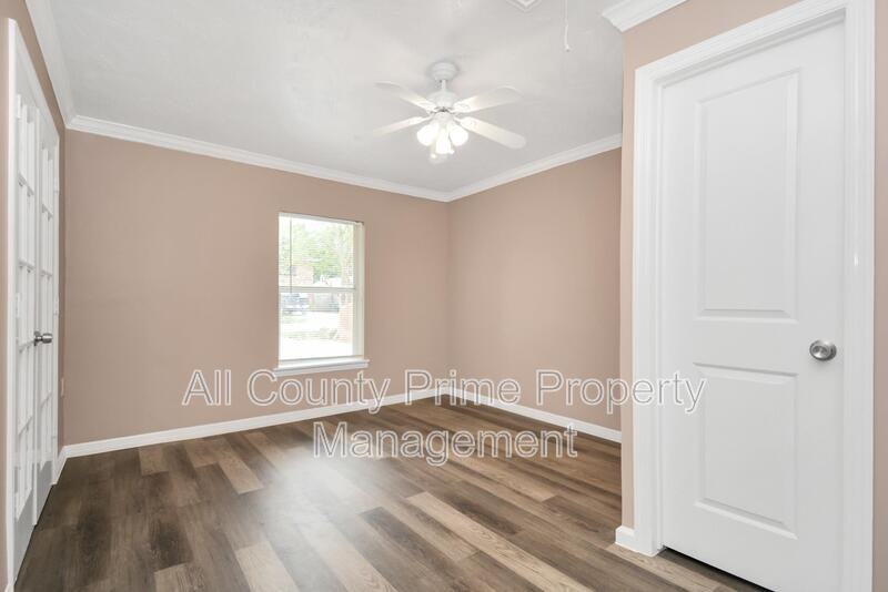 1906 Airline Dr - Photo 7 of 25