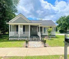 featured image of 102 Lipham Street