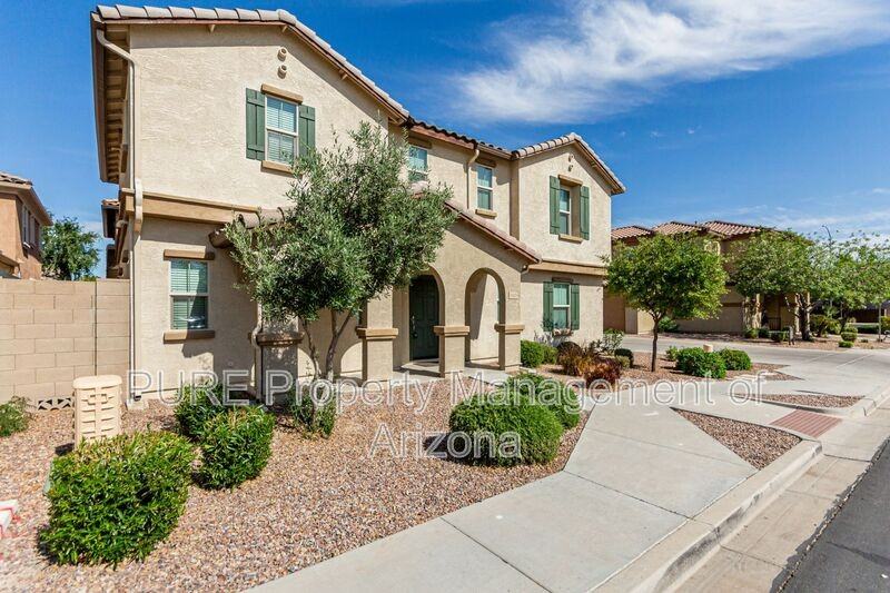 1423 N Balboa - Photo 3 of 50