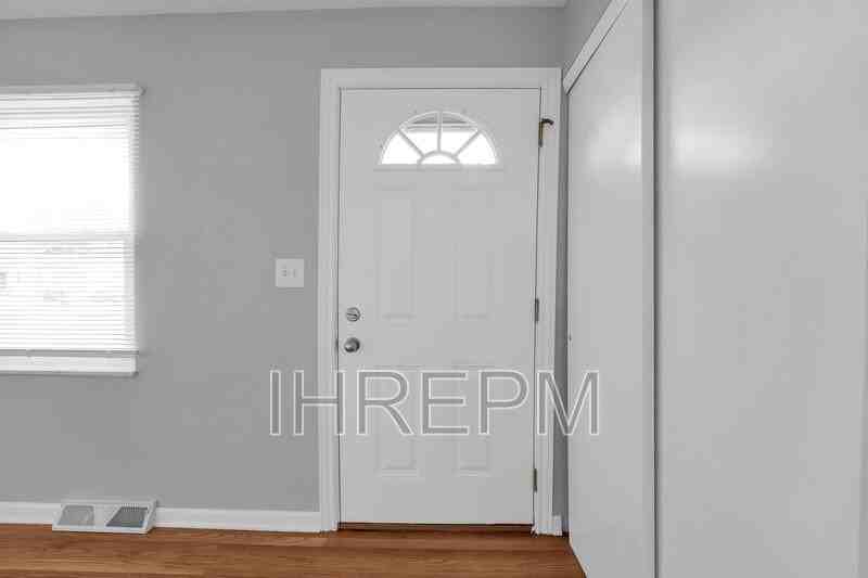 6295 Faircrest Rd - Photo 3 of 23