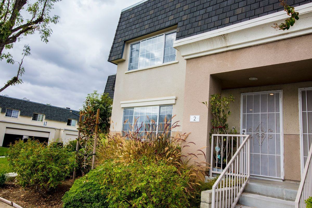 19111 Hamlin St ##2 - Photo 2 of 8