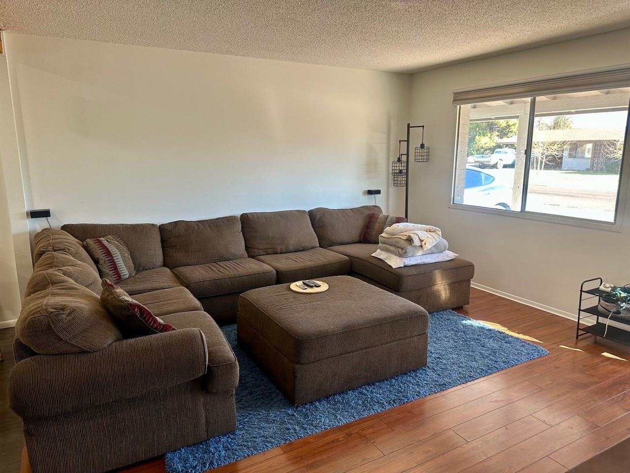 1314 S Beck Ave - Photo 2 of 13