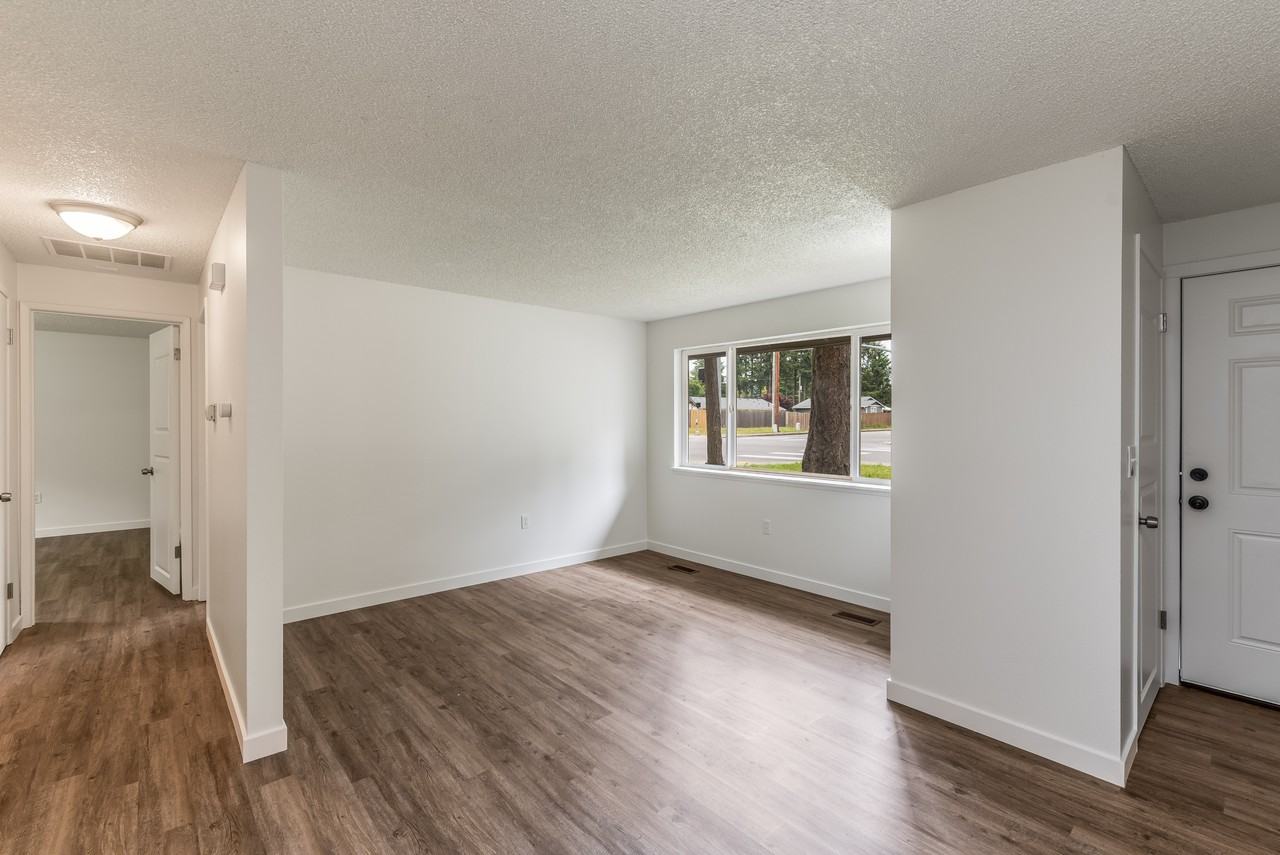 18404 78th Ave E #NA - Photo 3 of 13