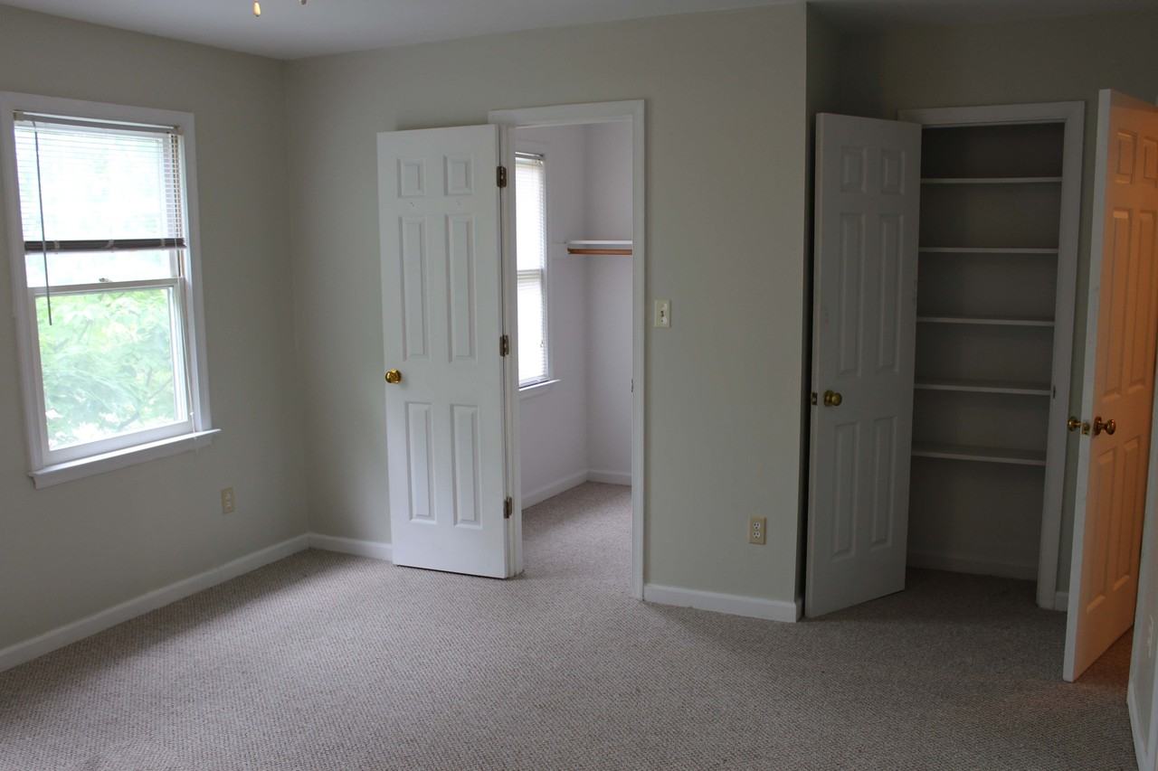 1406 Minor Ridge Ct #NA - Photo 6 of 10