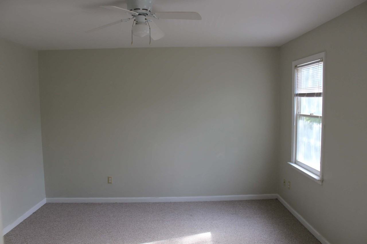 1406 Minor Ridge Ct #NA - Photo 7 of 10