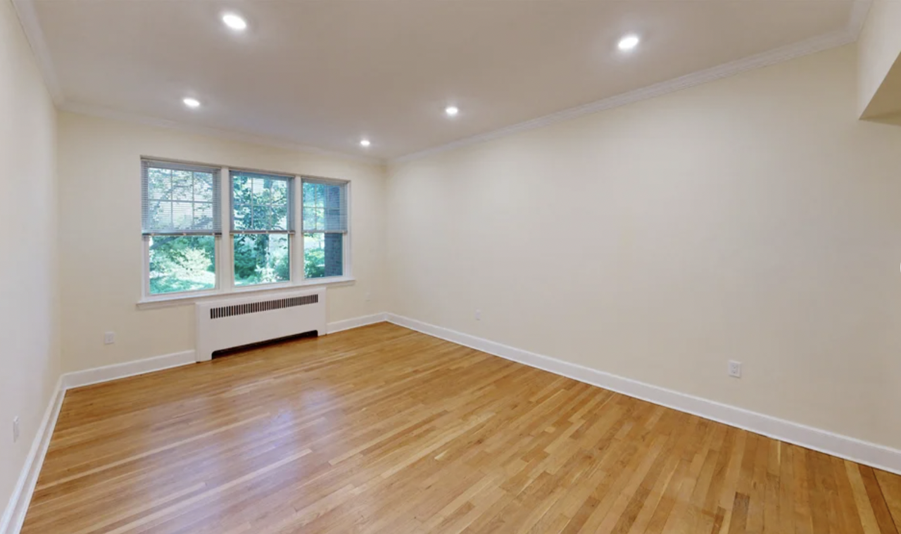 75 Kilsyth Rd #11 - Photo 2 of 7