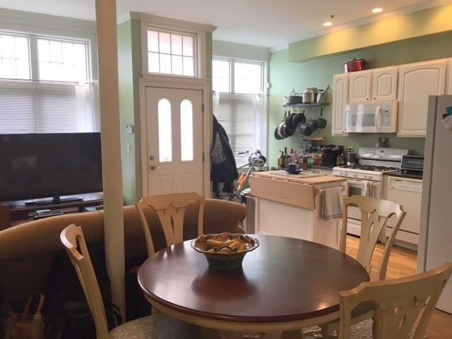 373 Dorchester St #1 - Photo 4 of 18