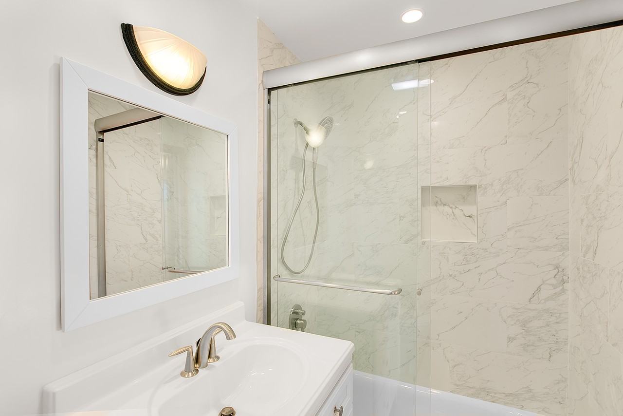 1745 Selby Ave #20 - Photo 5 of 30