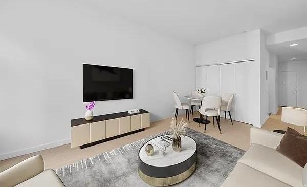 Washington St #23N - Photo 2 of 12