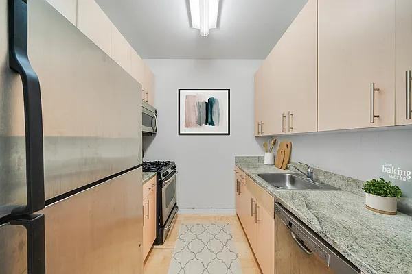 Washington St #23N - Photo 3 of 12