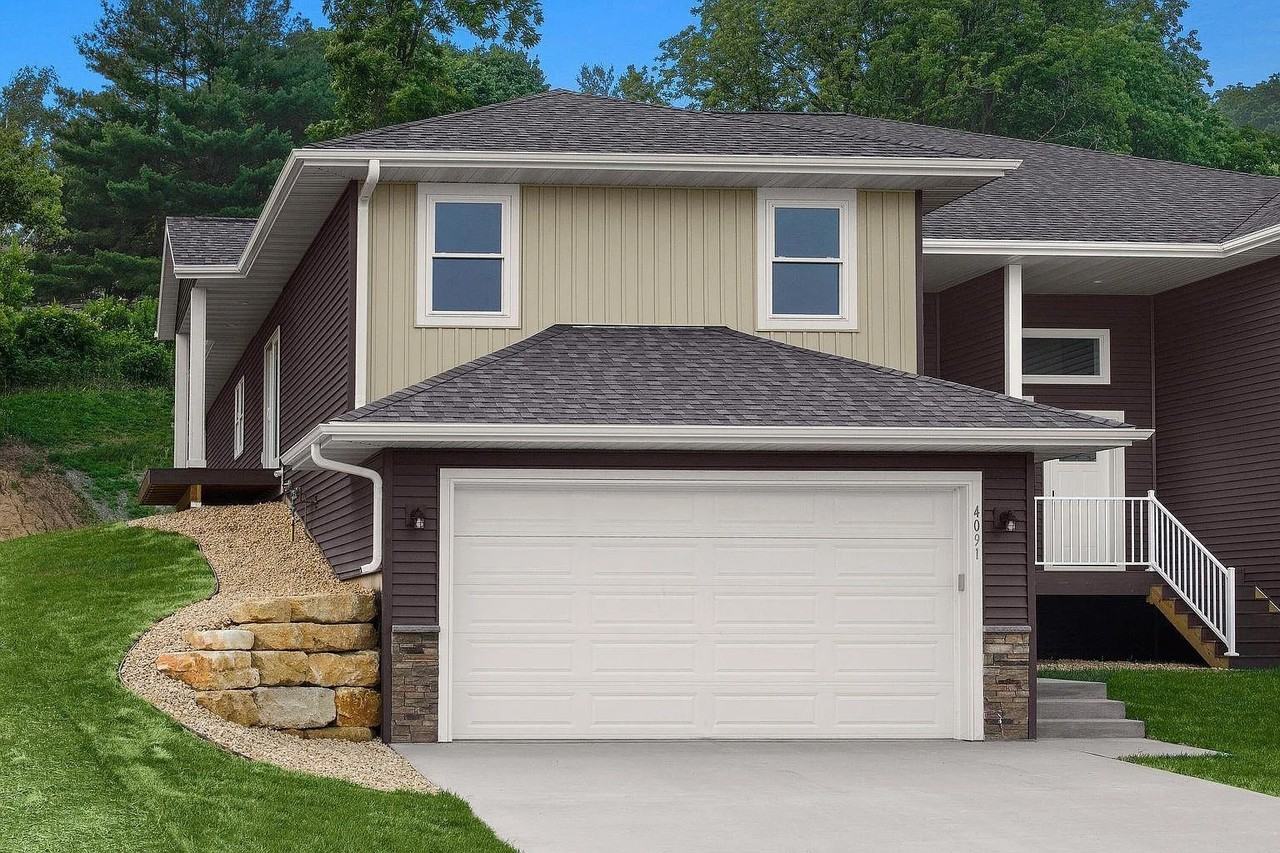 4091 Brooke Elizabeth Dr - Photo 2 of 13