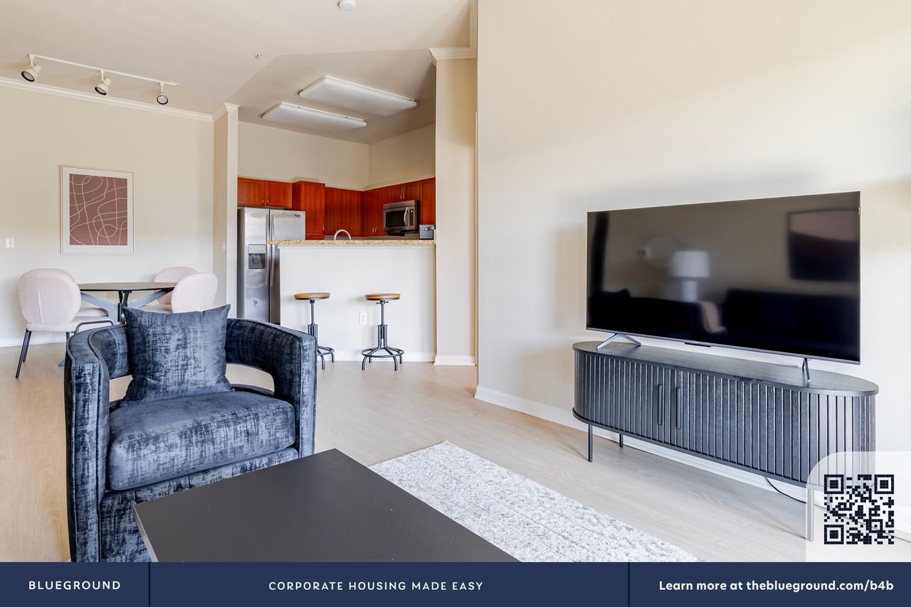 700 Agnew Road - Photo 6 of 47