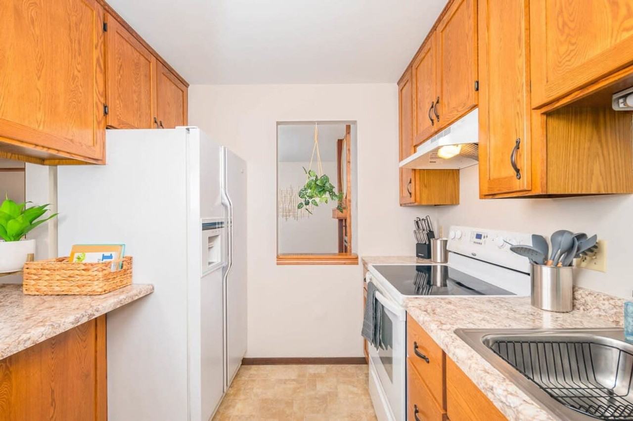 1207 W Ridgeview Dr #1061620P - Photo 7 of 14