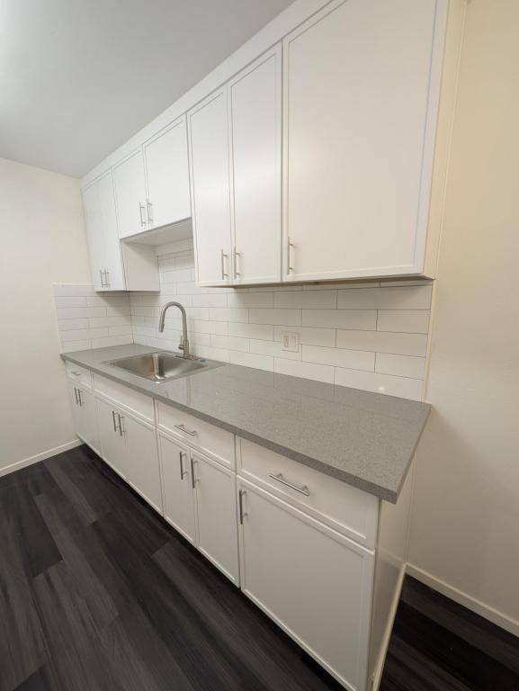 926 Orchard Dr - Photo 2 of 10