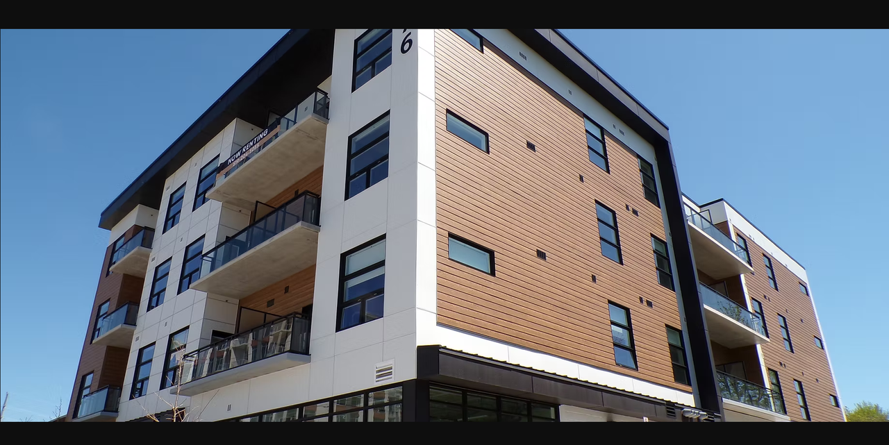 1076 Gainsborough Road #204