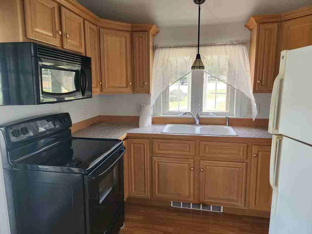 120 Kenwood - Photo 3 of 12