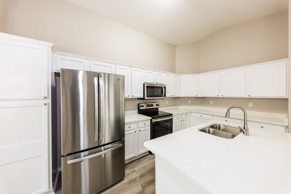 15350 W Lundberg St - Photo 5 of 16