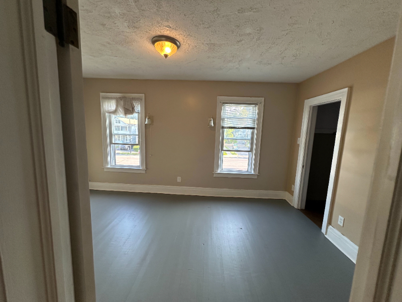 366 New Scotland Ave - Photo 6 of 11