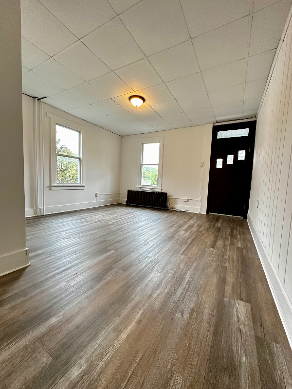 27 E 6th St - Photo 2 of 20