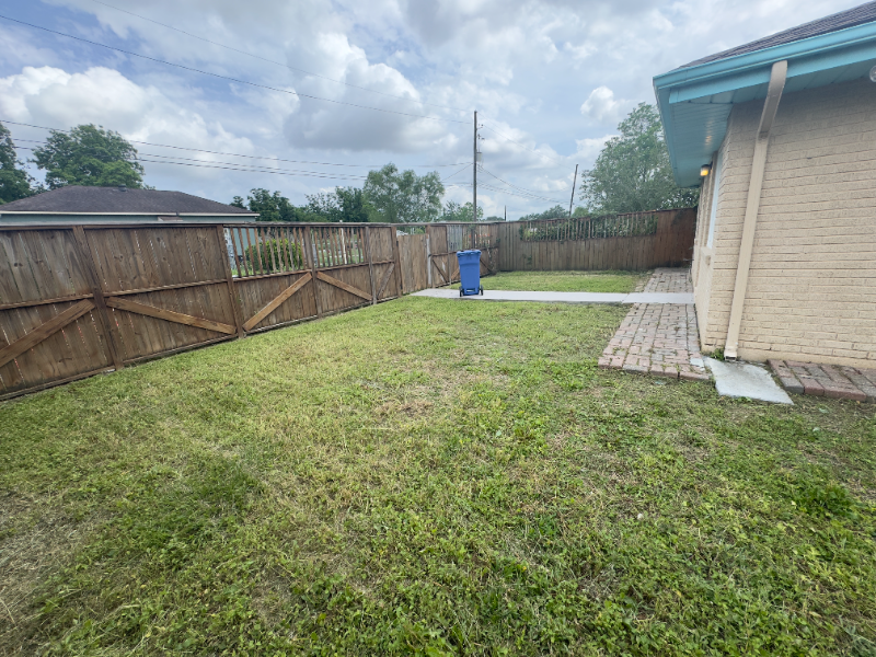 2238 Reynes St #2238 - Photo 2 of 12