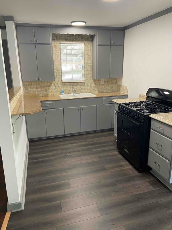 515 Schley St - Photo 6 of 11