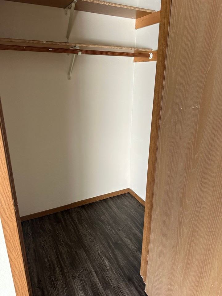 524 14th St S #304 - Photo 5 of 11