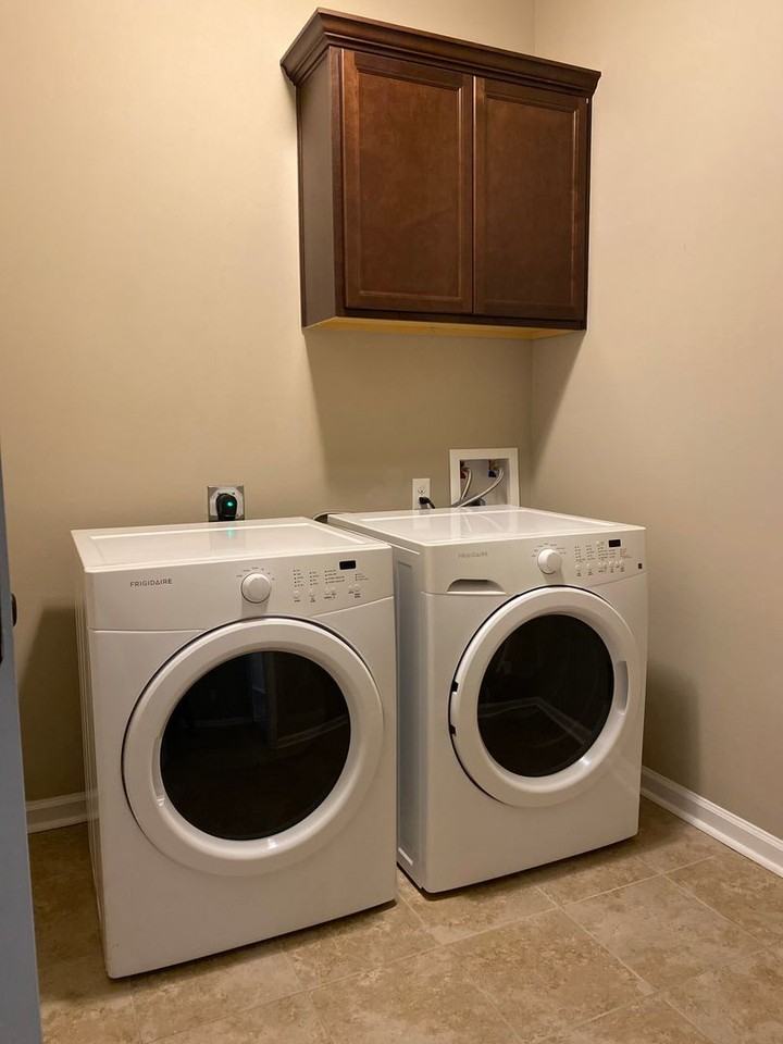 23319 Mango Dr - Photo 4 of 17