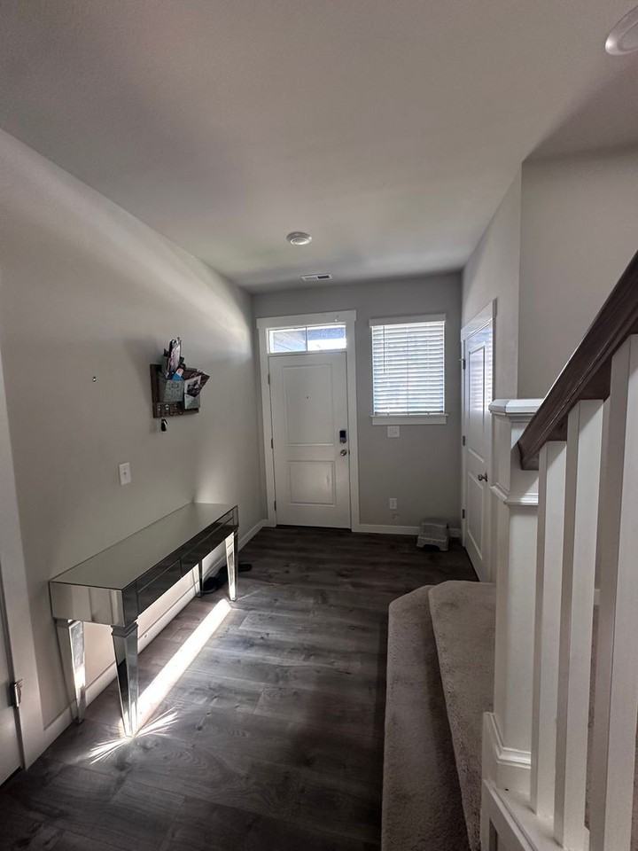 1415 S 281st St - Photo 2 of 20