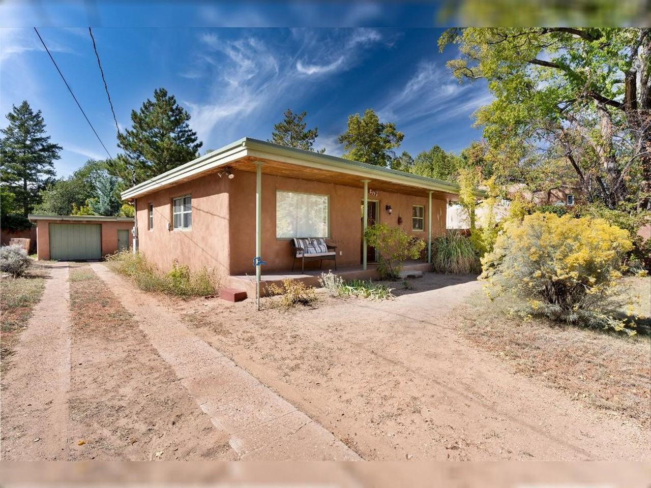 512 Garcia St - Photo 7 of 9