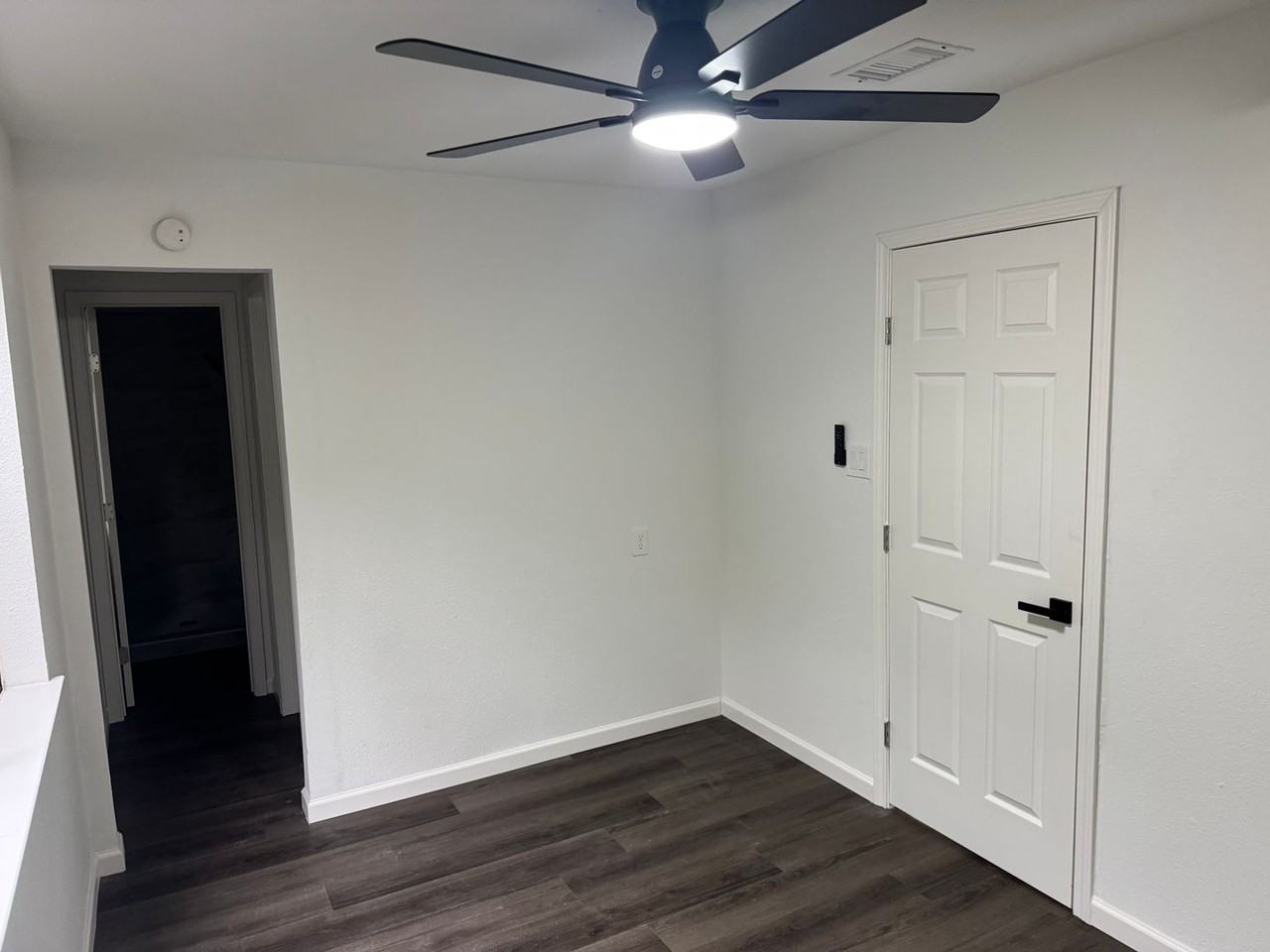 3205 Helms St. - Photo 3 of 18