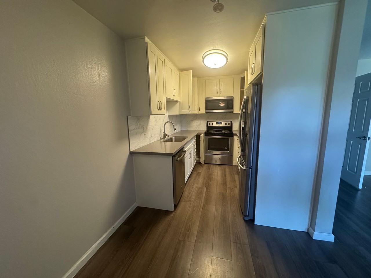 291 - 3001 Magliocco Dr - Photo 3 of 9