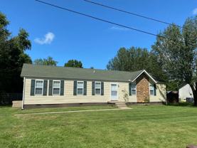 748 Meadowlark Dr - Photo 1 of 1