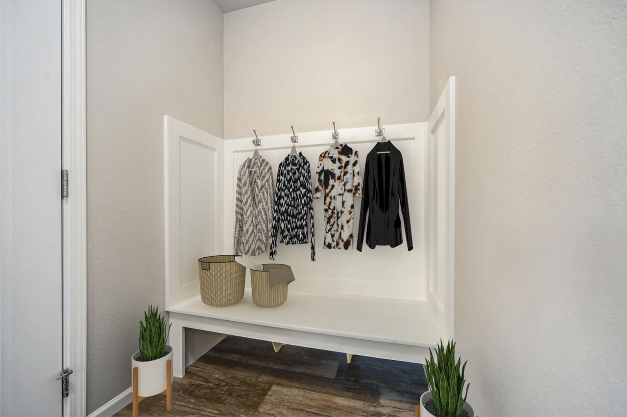 2692 Berkshire St - Photo 3 of 14