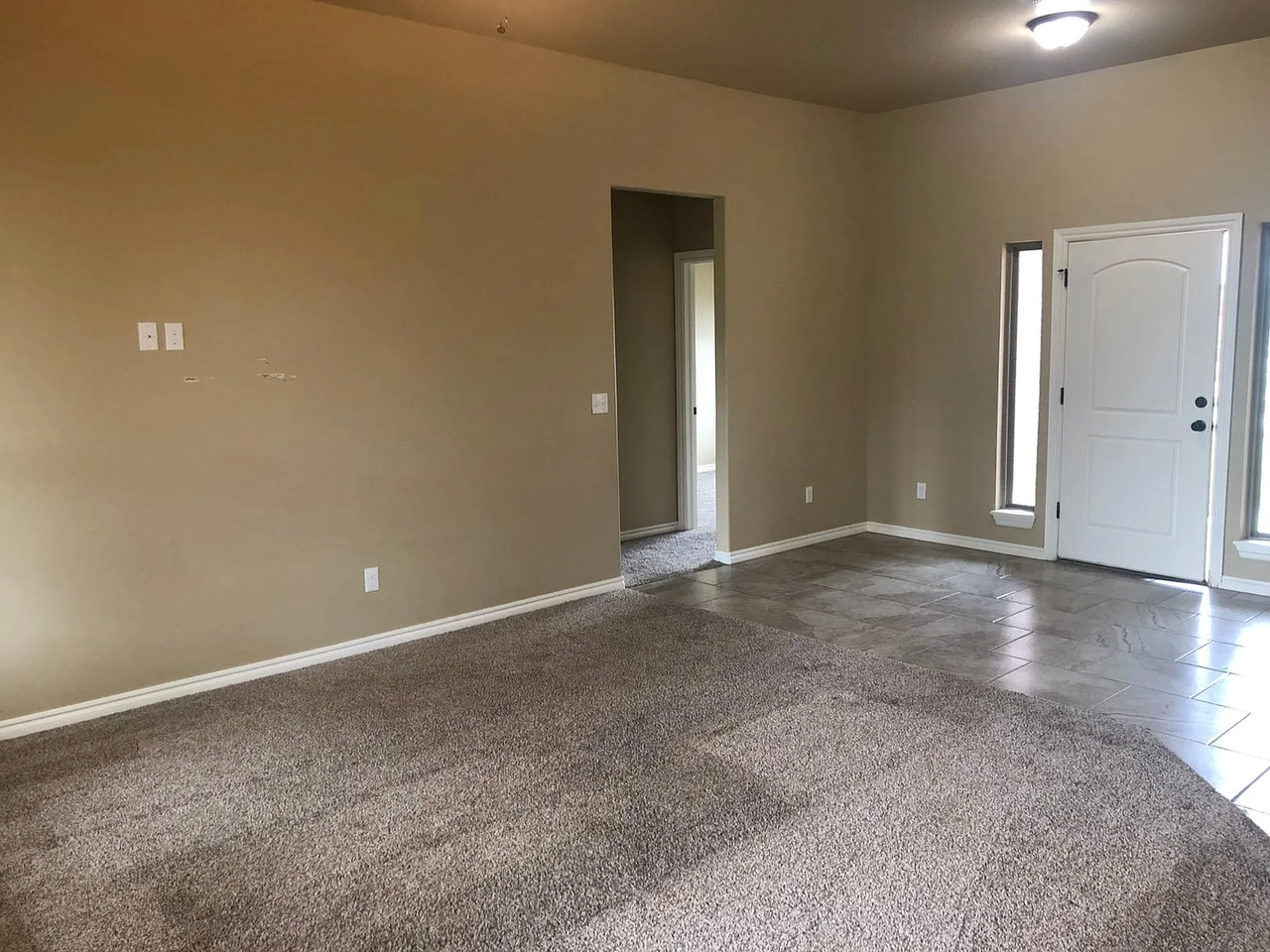 1328 Eagle Dr - Photo 4 of 12