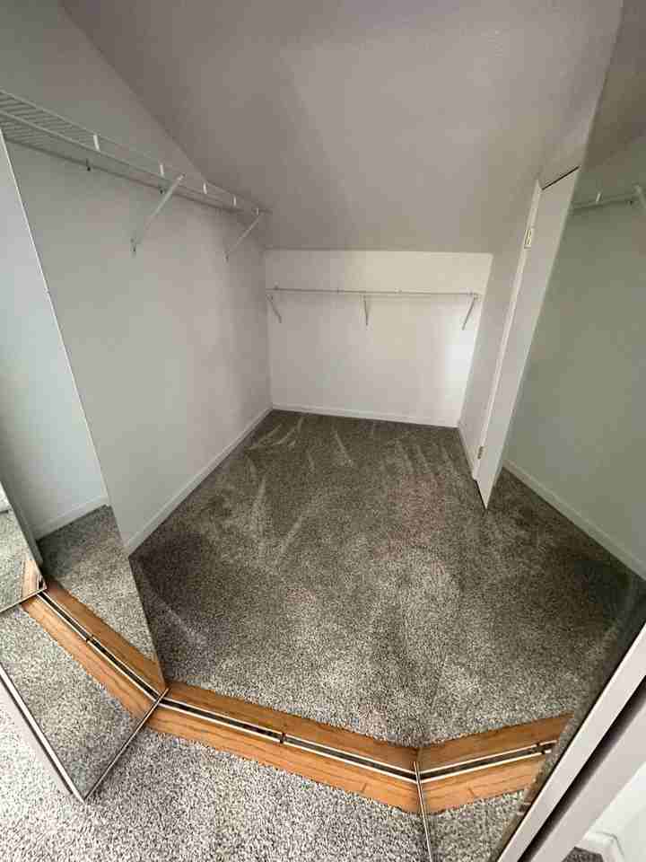 7 Lakeshore Cir #136 - Photo 7 of 8