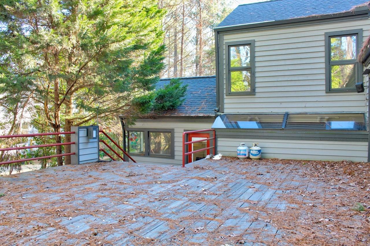 3628 Carlisle Dr - Photo 4 of 17
