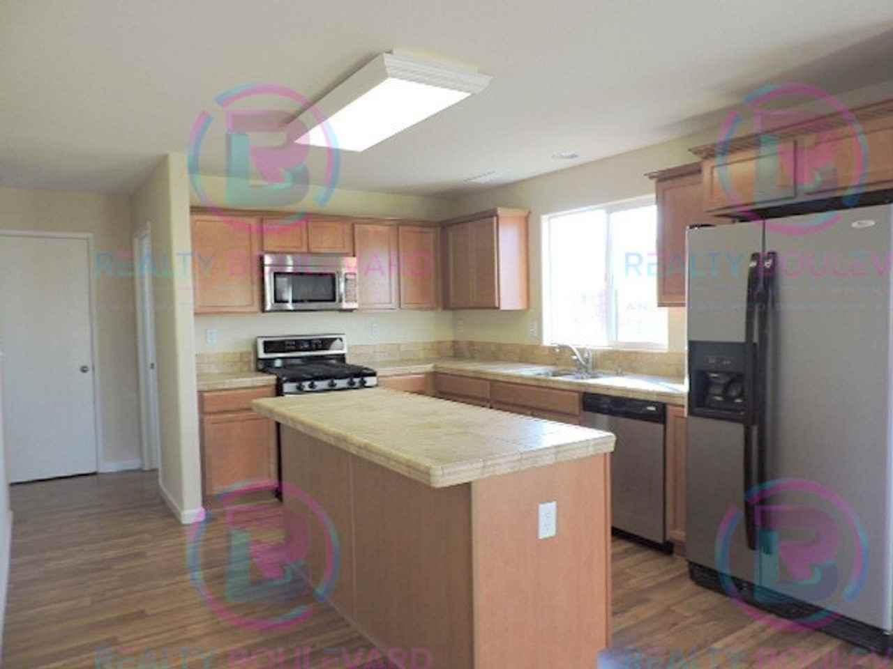 11445 Rivolli Ct - Photo 2 of 17