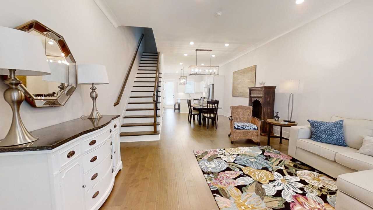 2106 Moores Mill Rd - Photo 4 of 32