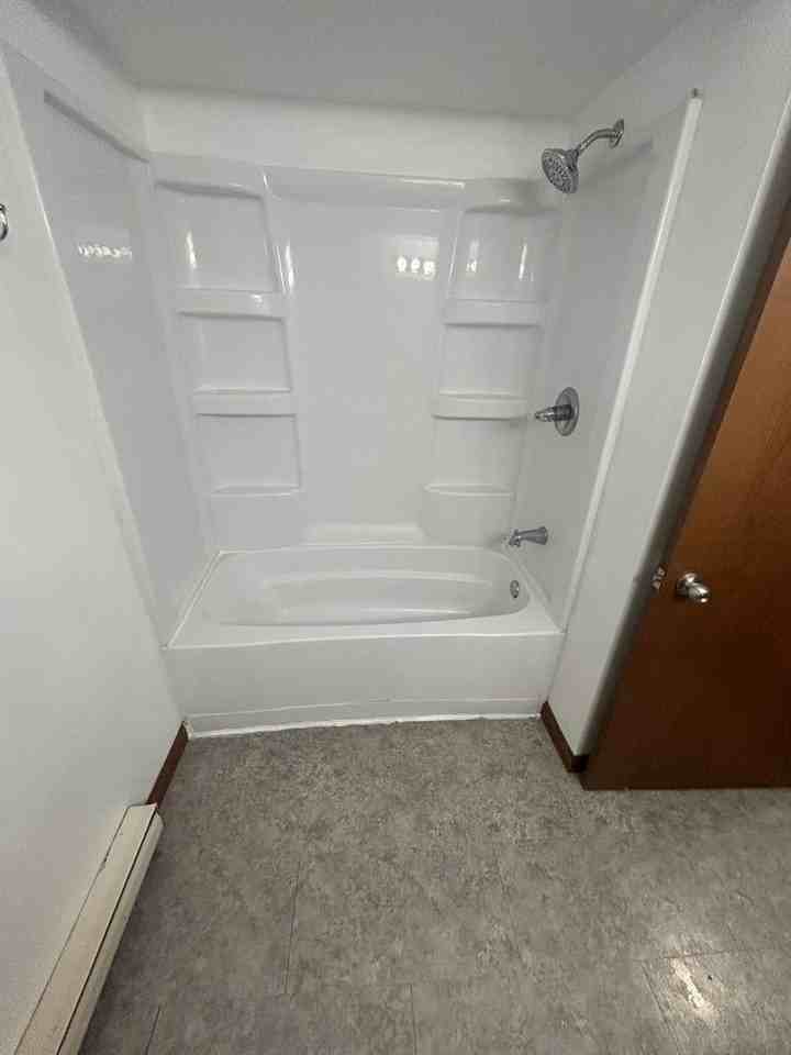 24166 Oak Ct - Photo 3 of 10